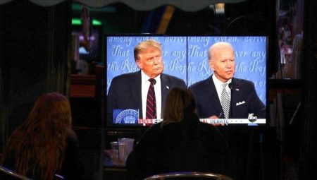 Biden ve Trump birbirini suçladı