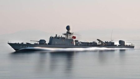 ‘Artık denizaltı ve gemileri satıyoruz’